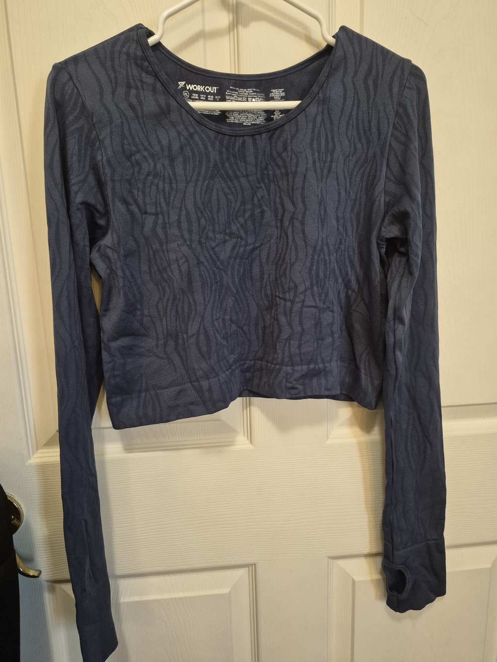 Workout Long-Sleeve Crop Top in Navy Zebra Print